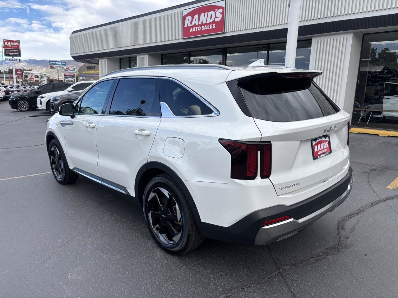 Used 2025 Kia Sorento EX w/ EX Panoramic Sunroof Package AWD/4WD image 7