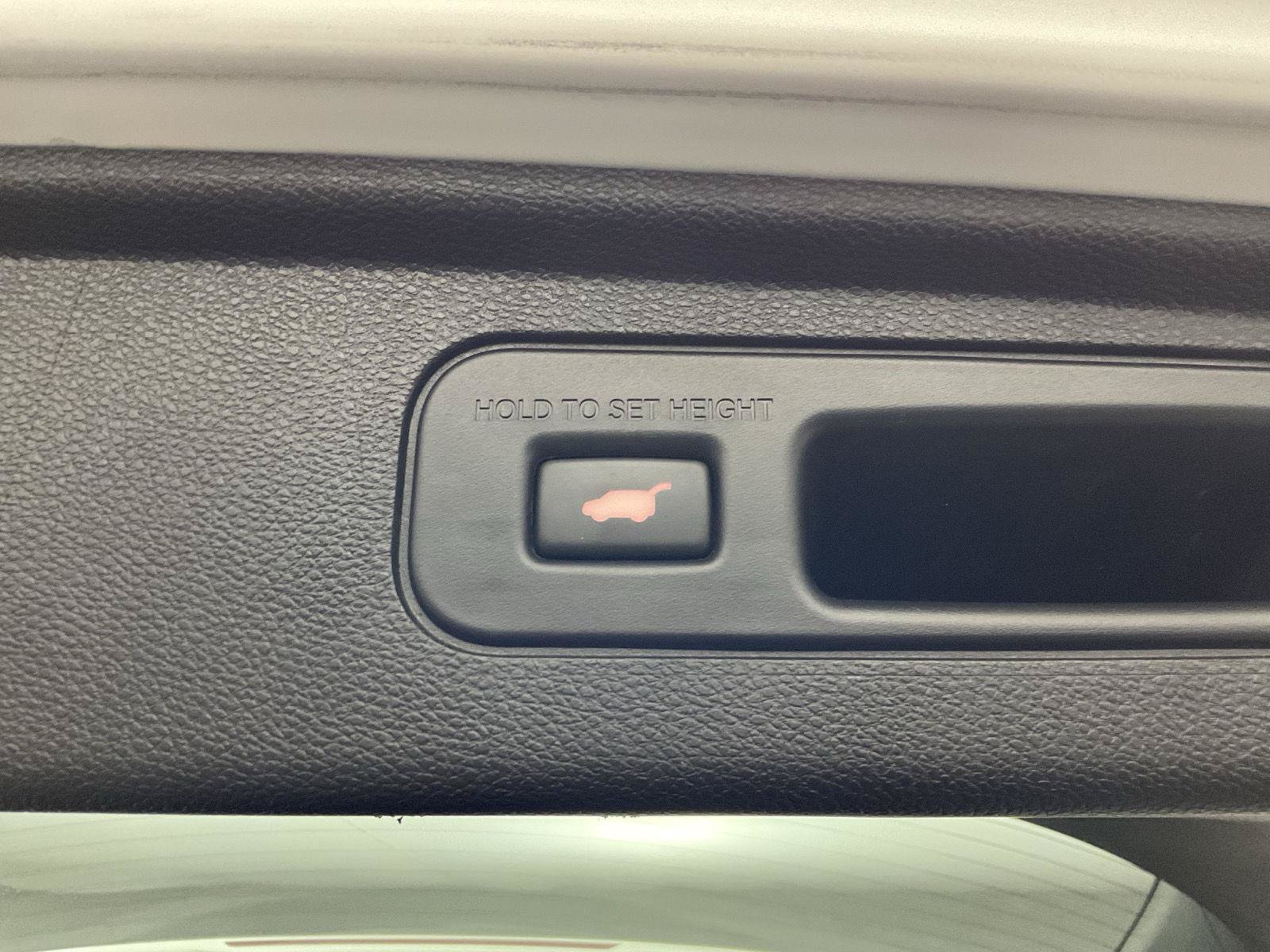 Used 2025 Honda Odyssey Elite image 35