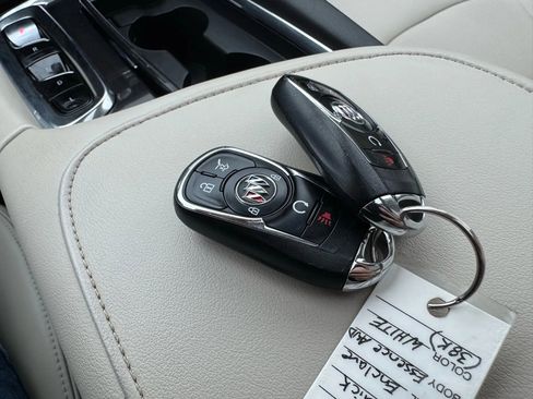 Used 2023 Buick Enclave Essence w/ Experience Buick Package image 22