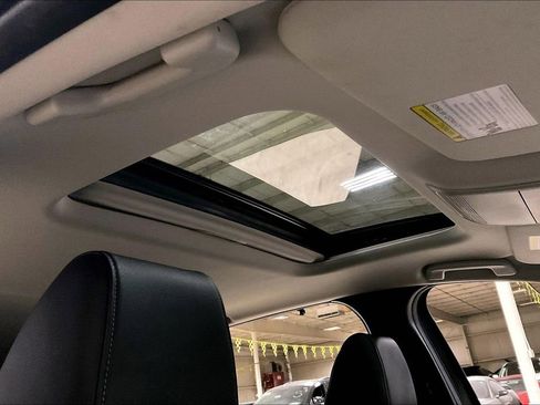 Used 2024 MAZDA CX-90 3.3 Turbo w/ Preferred Plus image 21