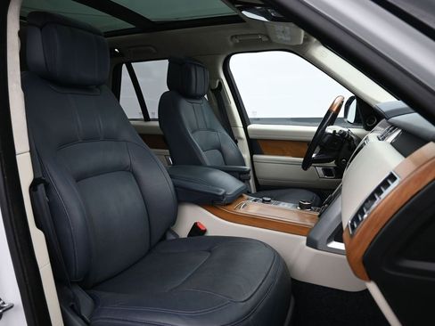Used 2021 Land Rover Range Rover P525 Westminster Edition image 28
