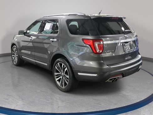 Used 2018 Ford Explorer Platinum AWD/4WD image 7