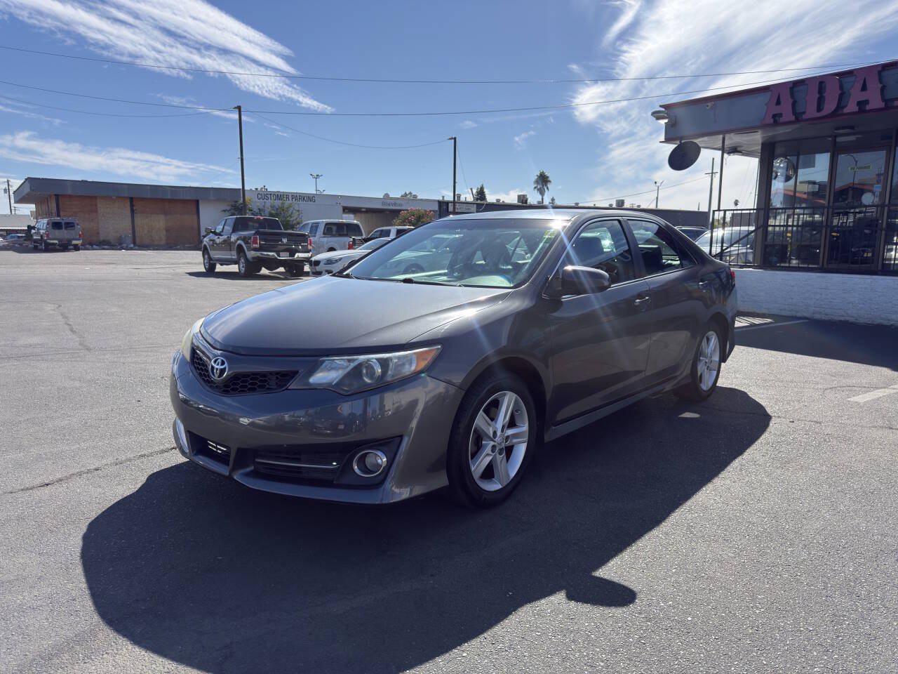 Used 2012 Toyota Camry SE FWD image 7
