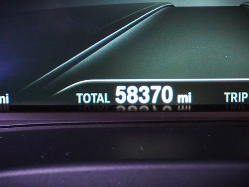 Used 2019 BMW X3 sDrive30i w/ Premium Package image 9