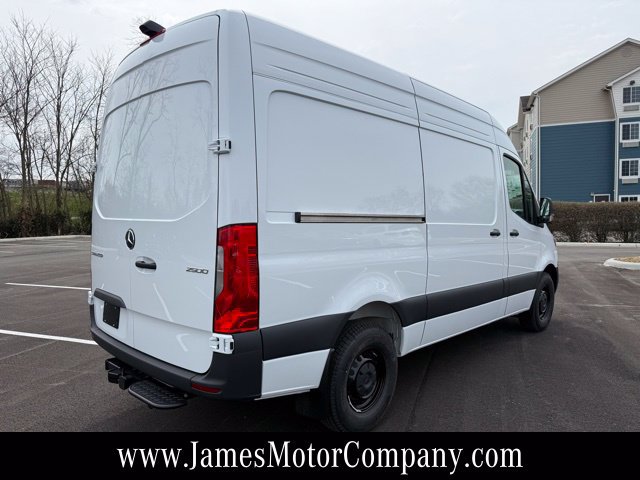Used 2026 Mercedes-Benz Sprinter 2500 image 7