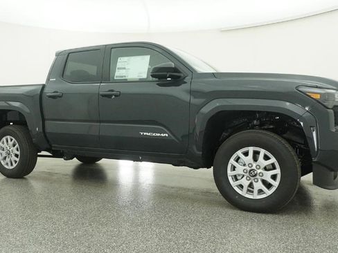 New 2026 Toyota Tacoma SR5 RWD image 13