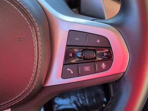 Used 2022 BMW X5 sDrive40i w/ M Sport Package image 12