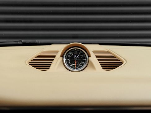 Certified 2013 Porsche 911 Carrera 4S image 21