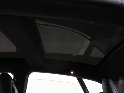 Used 2015 Tesla Model S 85D image 16