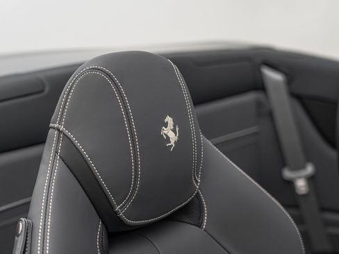Certified 2016 Ferrari California T RWD image 38