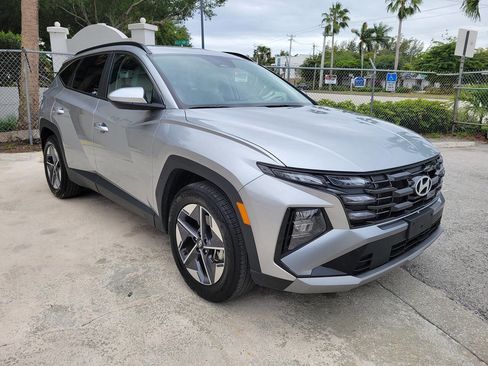 Used 2026 Hyundai Tucson SEL FWD image 3