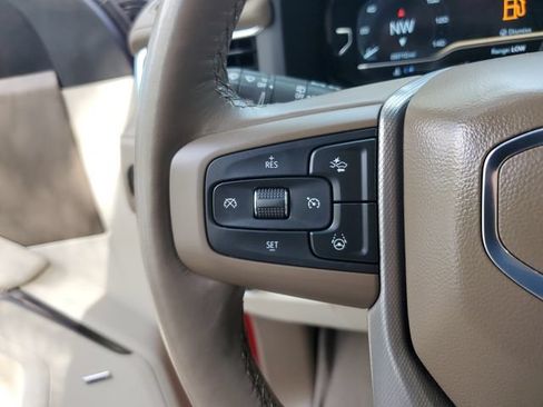 Used 2024 GMC Yukon XL Denali w/ Denali Reserve Package RWD image 28