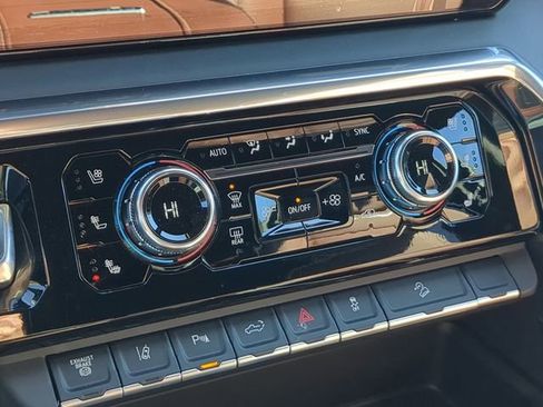 New 2026 GMC Sierra 2500 Denali Ultimate image 33