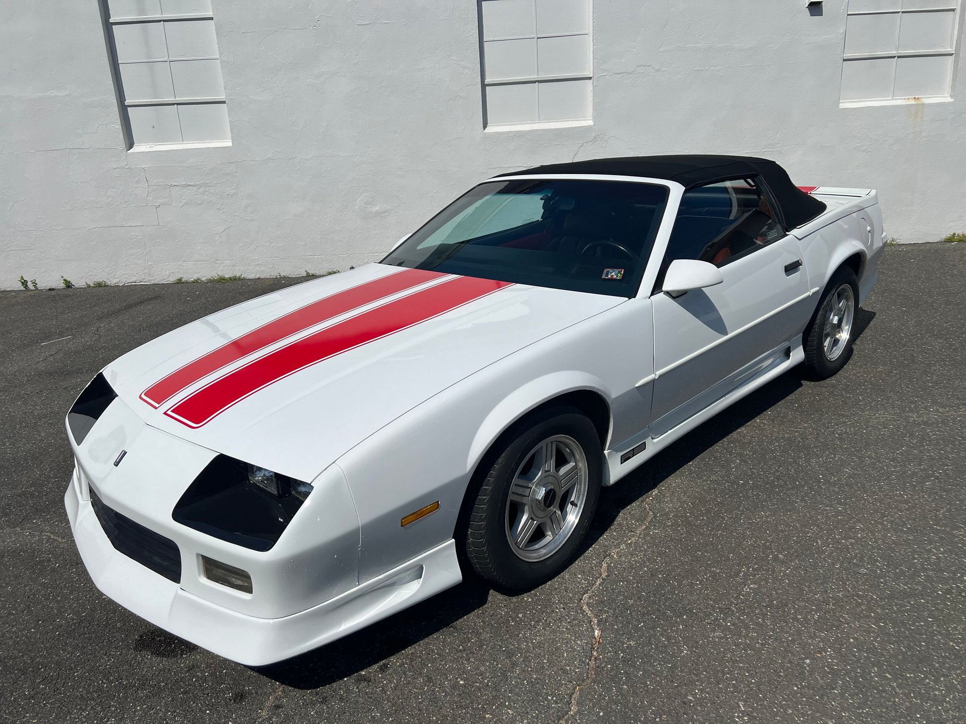 Used 1992 Chevrolet Camaro RS RWD image 1