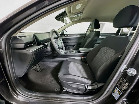 Used 2025 Kia K5 LXS image 13