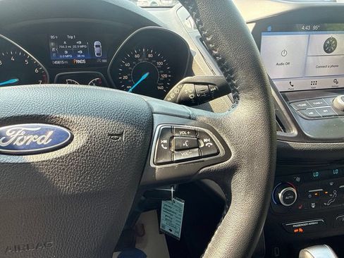 Used 2018 Ford Escape SEL AWD/4WD image 17