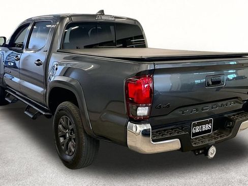 Used 2023 Toyota Tacoma SR5 w/ Black Out Package (TMS) AWD/4WD image 12