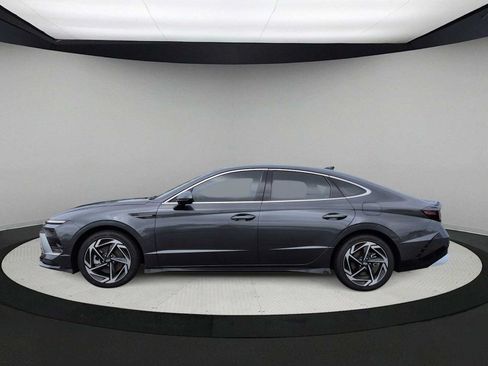 Used 2025 Hyundai Sonata SEL FWD image 5