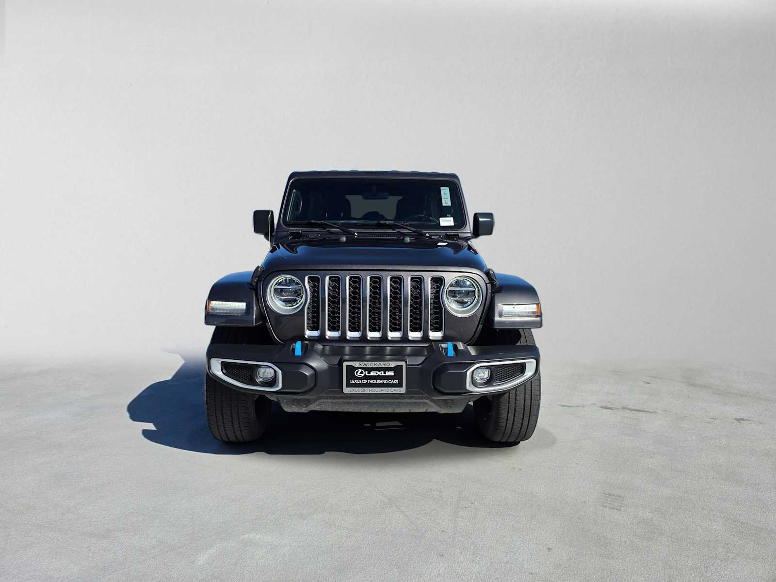 Used 2022 Jeep Wrangler Unlimited Sahara w/ Cold Weather Group AWD/4WD image 8