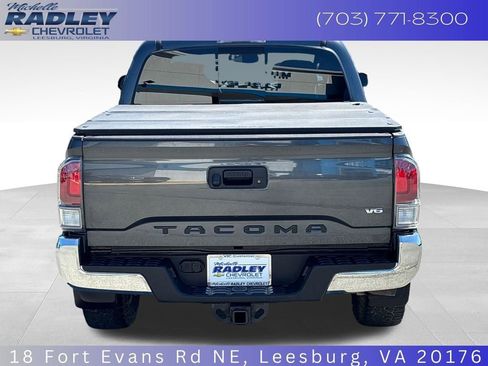 Used 2023 Toyota Tacoma TRD Off-Road AWD/4WD image 4