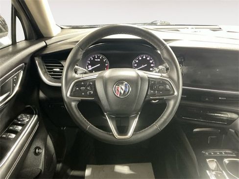 Used 2023 Buick Envision Essence image 12