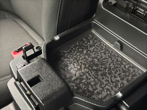 Used 2018 Jeep Wrangler Unlimited Sport S image 28