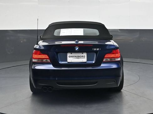 Used 2011 BMW 135i Convertible RWD image 7