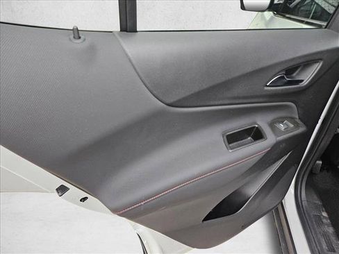 Certified 2023 Chevrolet Equinox RS image 10