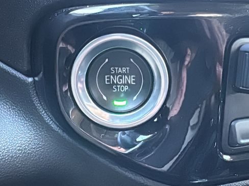 Certified 2023 GMC Sierra 1500 Elevation AWD/4WD image 18
