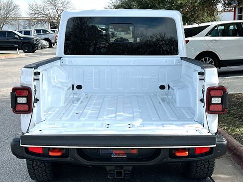 New 2026 Jeep Gladiator Mojave image 28
