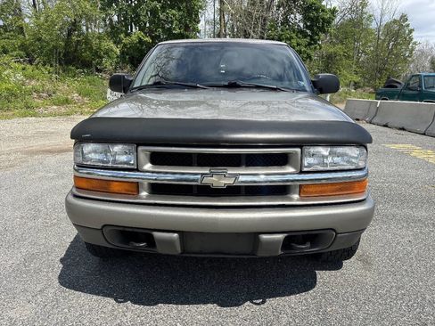 Used 2003 Chevrolet S10 Pickup LS AWD/4WD image 6