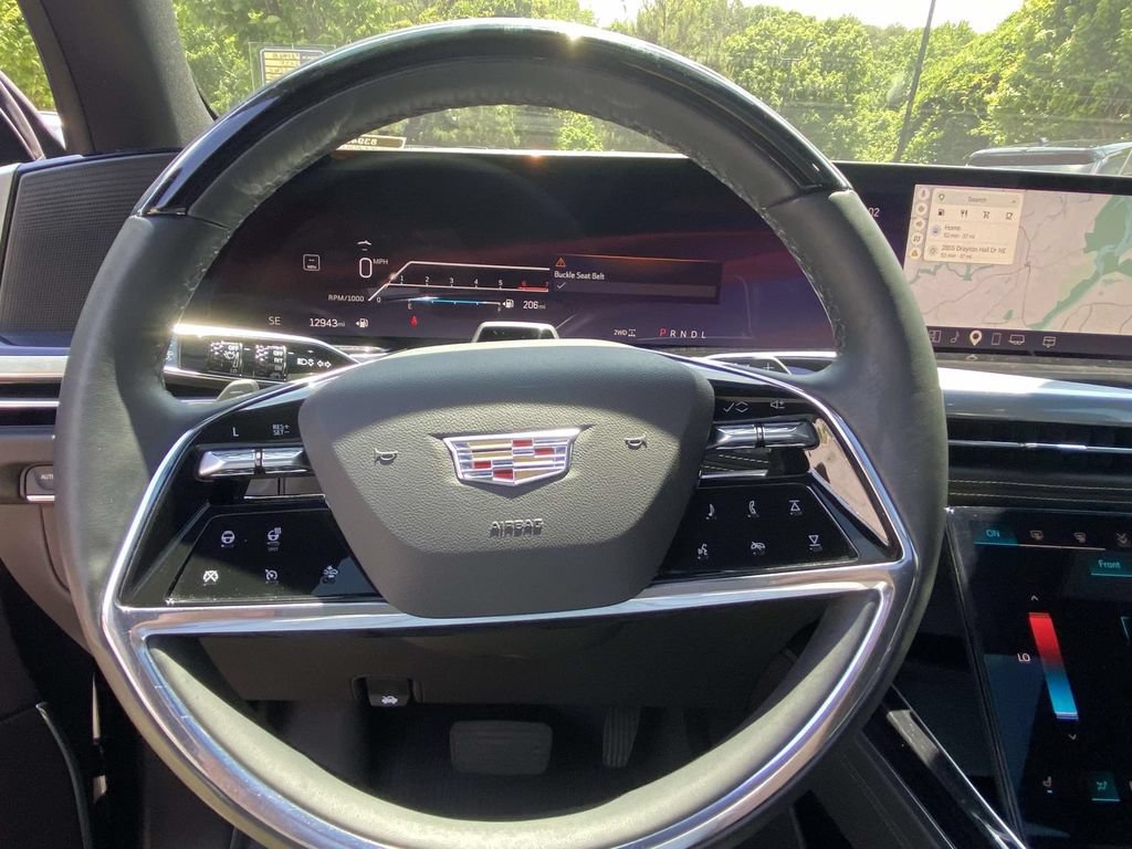 Certified 2025 Cadillac Escalade Sport AWD/4WD image 24