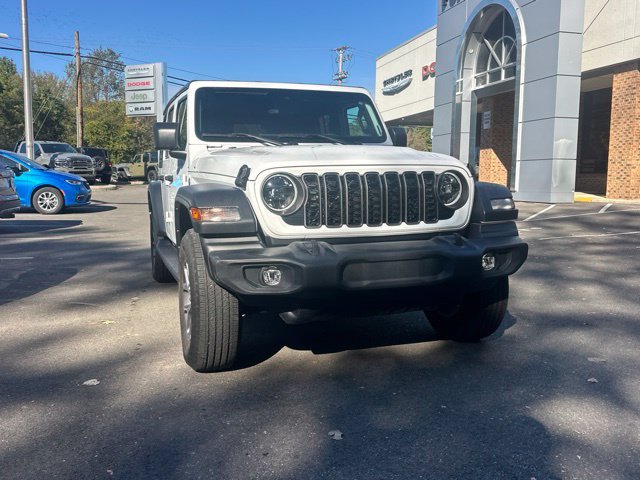 Used 2024 Jeep Wrangler Unlimited Sport AWD/4WD image 18