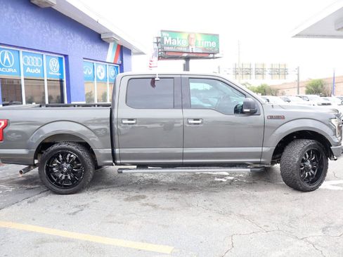 Used 2016 Ford F150 XLT w/ Equipment Group 302A Luxury RWD image 4