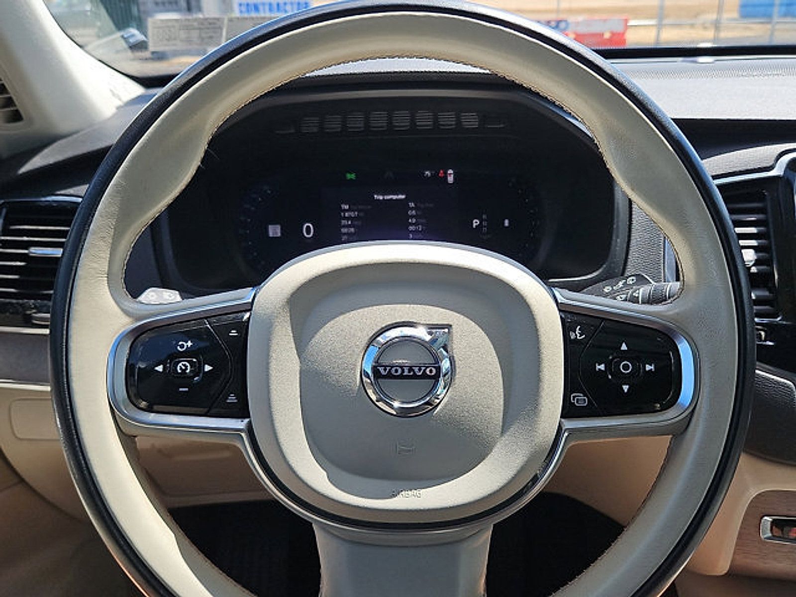 Used 2024 Volvo XC90 B6 Plus w/ Protection Package Premier AWD/4WD image 20
