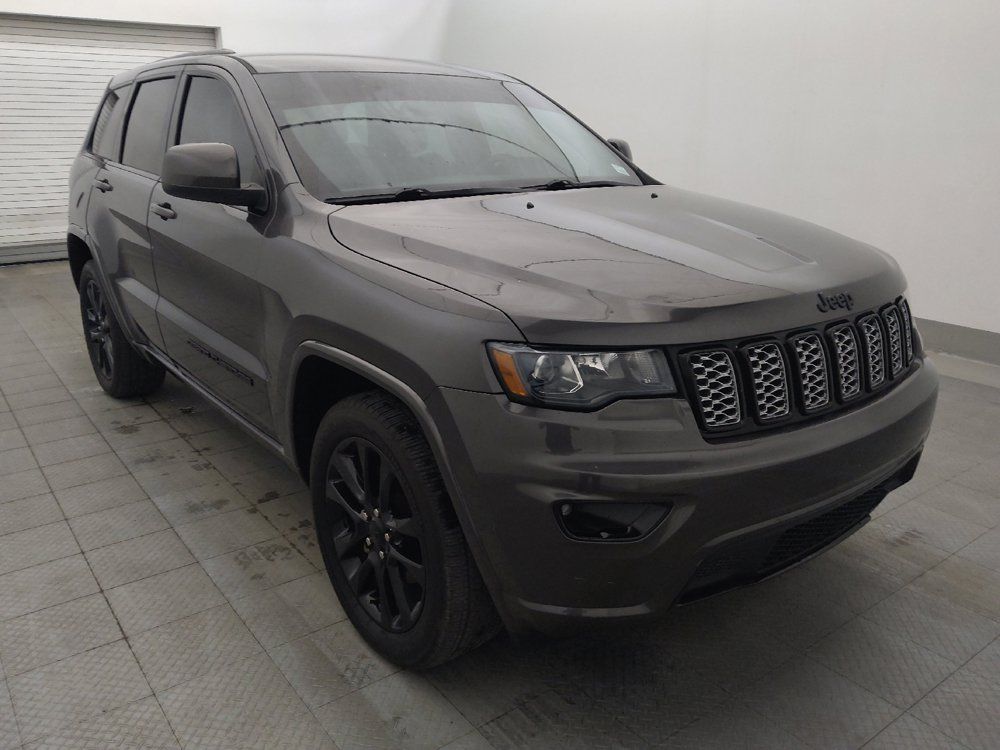 Used 2020 Jeep Grand Cherokee Altitude RWD image 13