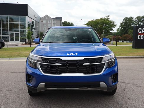 Used 2024 Kia Seltos LX AWD/4WD image 8