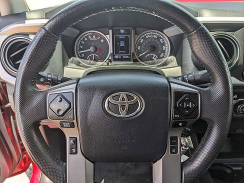 Used 2023 Toyota Tacoma SR5 RWD image 32