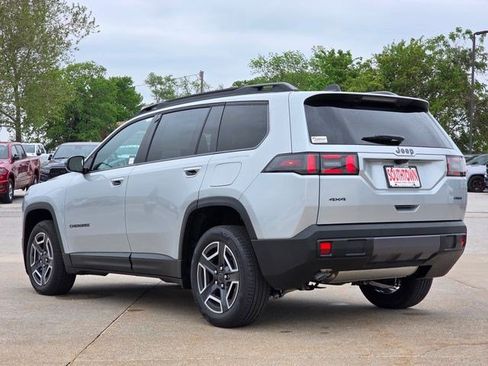 New 2026 Jeep Cherokee Laredo AWD/4WD image 6