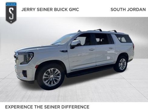 Used 2022 GMC Yukon XL SLT w/ SLT Luxury Package AWD/4WD image 1