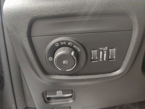 New 2025 Jeep Grand Cherokee L Limited w/ Black Appearance Package image 29