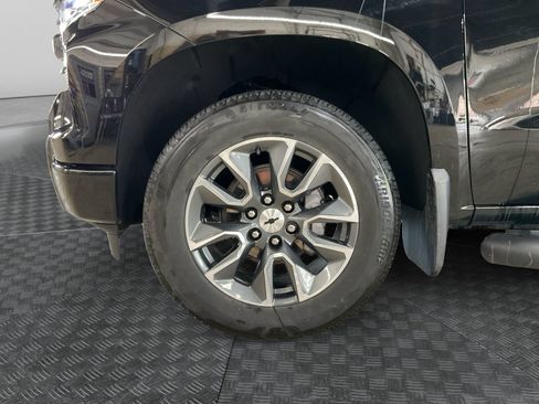 Used 2024 Chevrolet Silverado 1500 RST AWD/4WD image 14