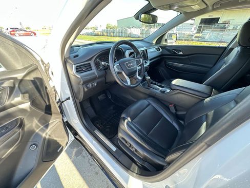 Used 2018 GMC Acadia SLT AWD/4WD image 10