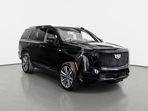 Used 2026 Cadillac Escalade Sport AWD/4WD image 4