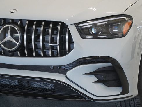 New 2026 Mercedes-Benz GLE 53 AMG 4MATIC Coupe image 8