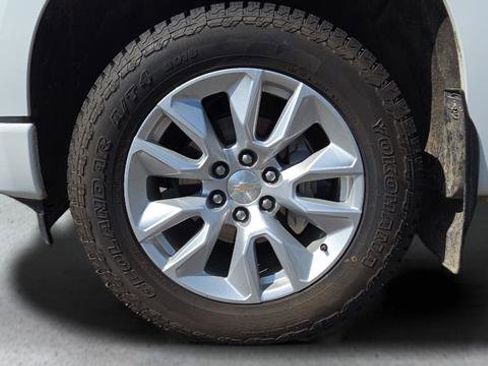 Used 2023 Chevrolet Silverado 1500 Custom w/ LPO, Dark Essentials Package image 35