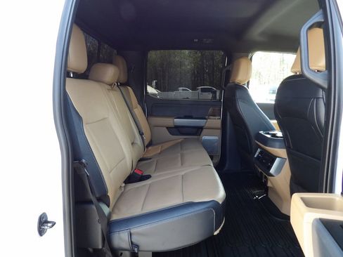 Used 2023 Ford F250 Lariat w/ Chrome Package AWD/4WD image 41