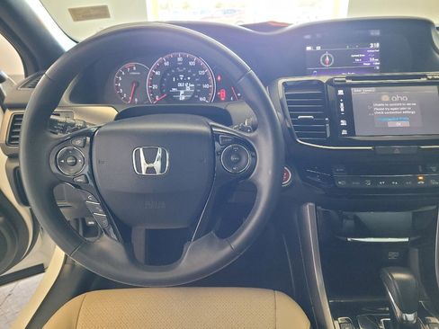 Used 2017 Honda Accord EX-L image 22