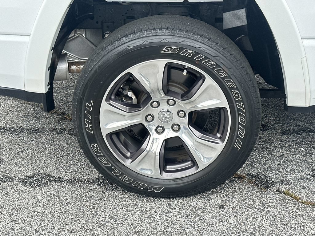 Used 2022 RAM 1500 Laramie AWD/4WD image 17