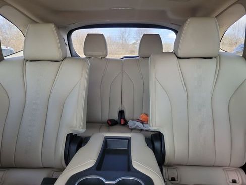 Used 2023 Acura MDX SH-AWD w/ Advance Package image 21
